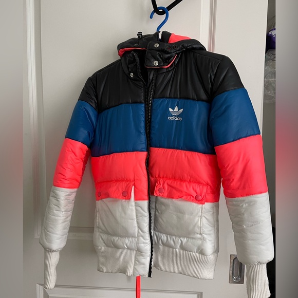 Adidas jacket - Picture 1 of 4